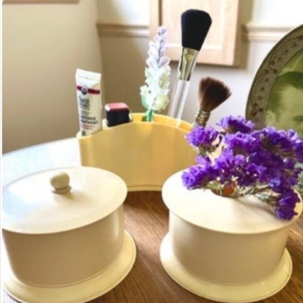 VINTAGE Deco Celluloid Dresser Set - Container, Hair Receiver and Lipstick Caddy - Picture 2 of 8